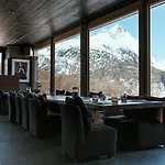 Hotel Nira Alpina 4*
