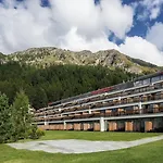 Nira Alpina 4*
