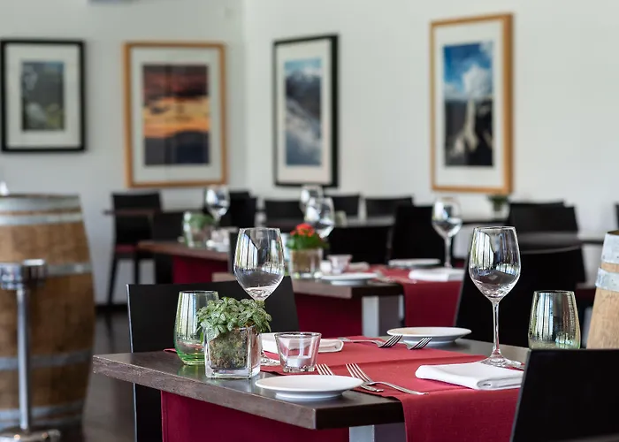 Nira Alpina Отель Сильваплана