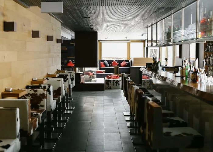 Nira Alpina Отель Сильваплана