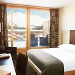 Nira Alpina 4*