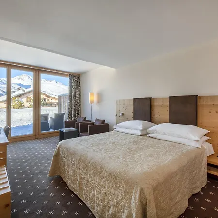 Hotel Nira Alpina 4*