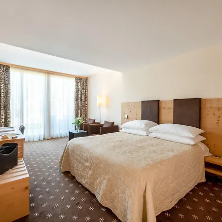 Nira Alpina 4* Silvaplana