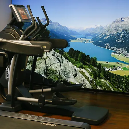 نيرا ألبينا