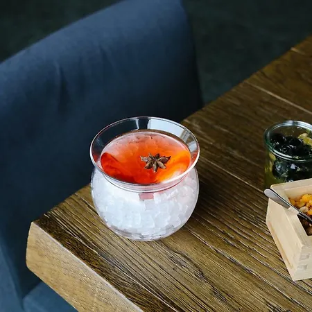 فندق نيرا ألبينا 4*